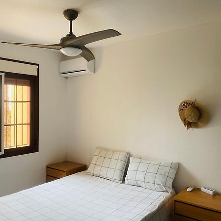 Club Salino 37 Apartman Torrevieja Kültér fotó