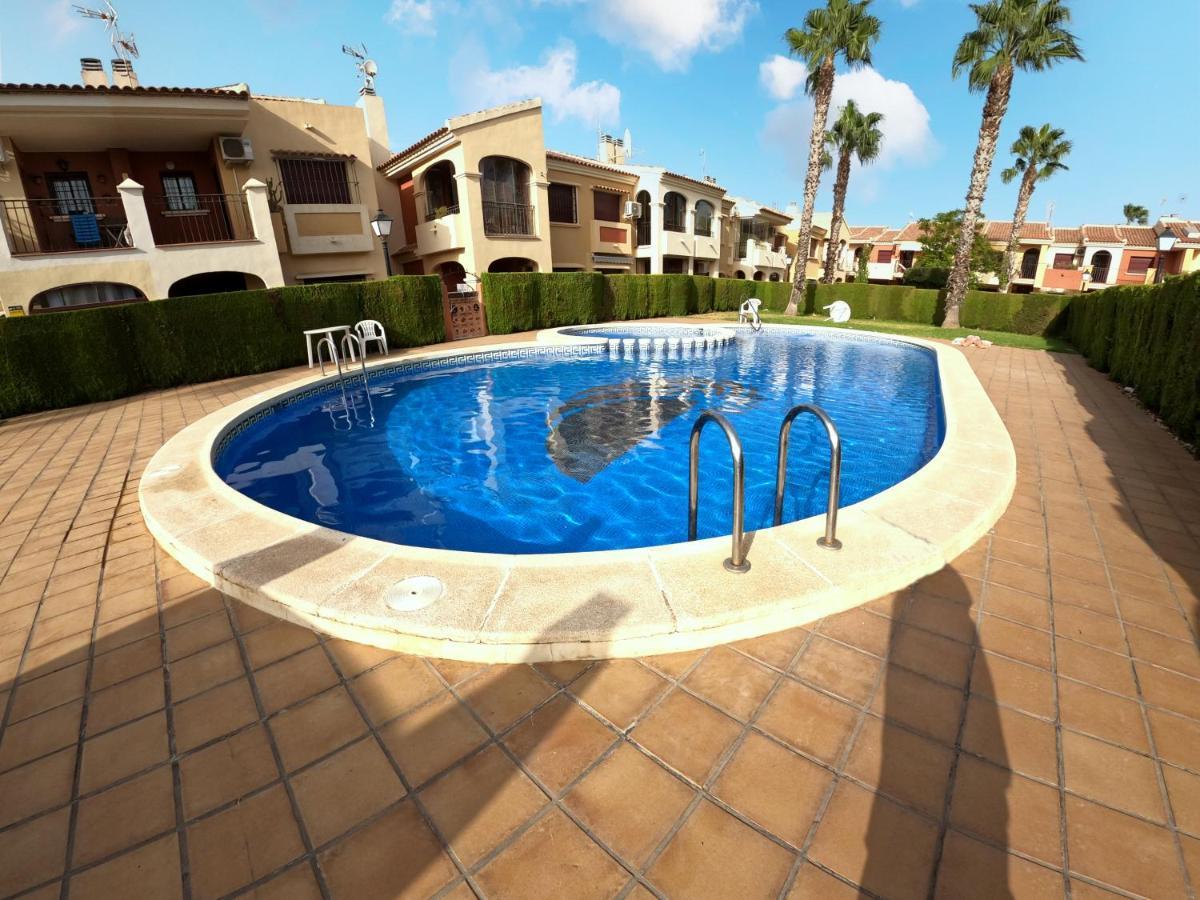 Club Salino 37 Apartman Torrevieja Kültér fotó